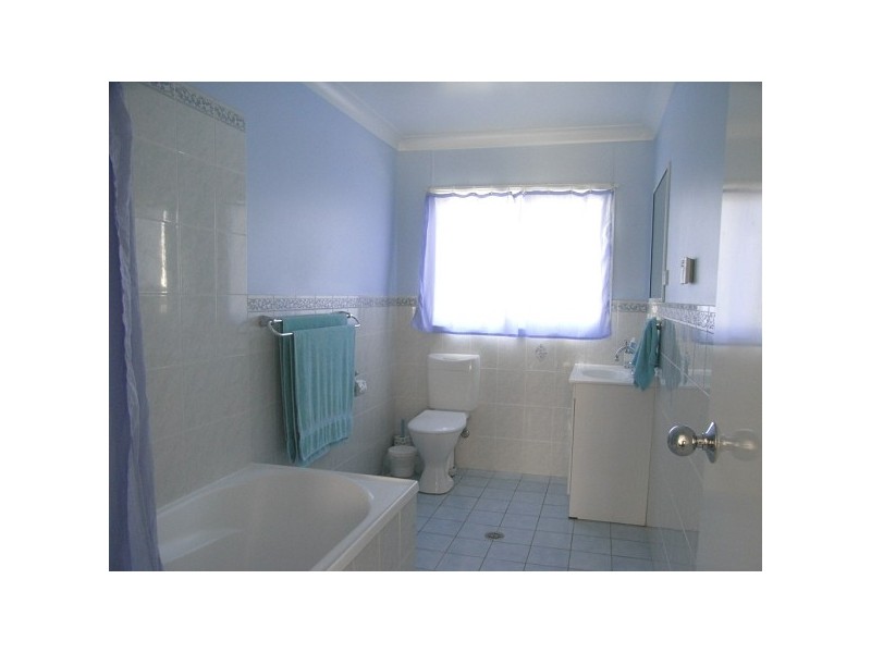 22 Robey Street, Tamworth NSW 2340