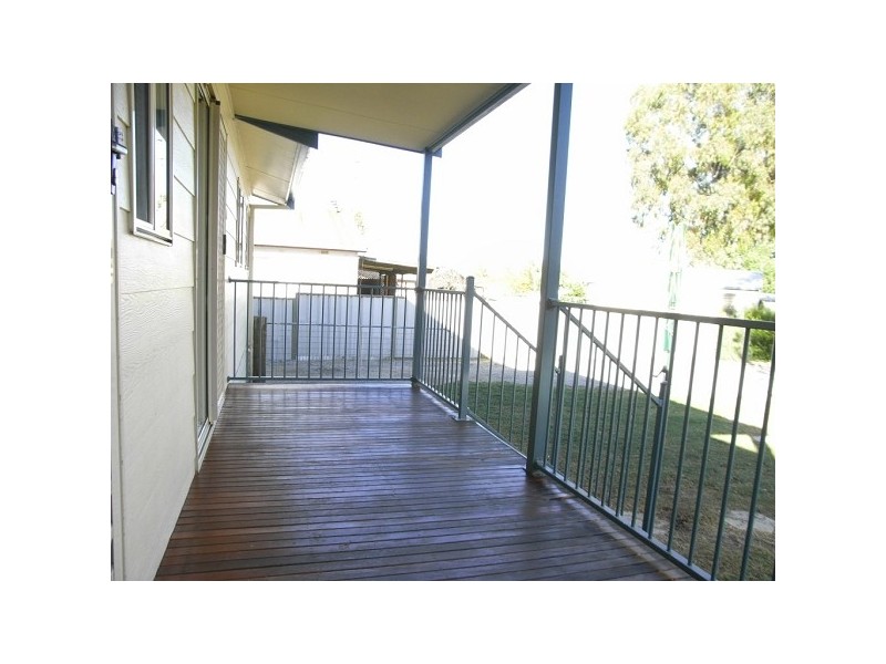 22 Robey Street, Tamworth NSW 2340