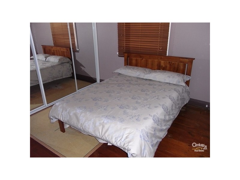 128 Denison Street, Tamworth NSW 2340