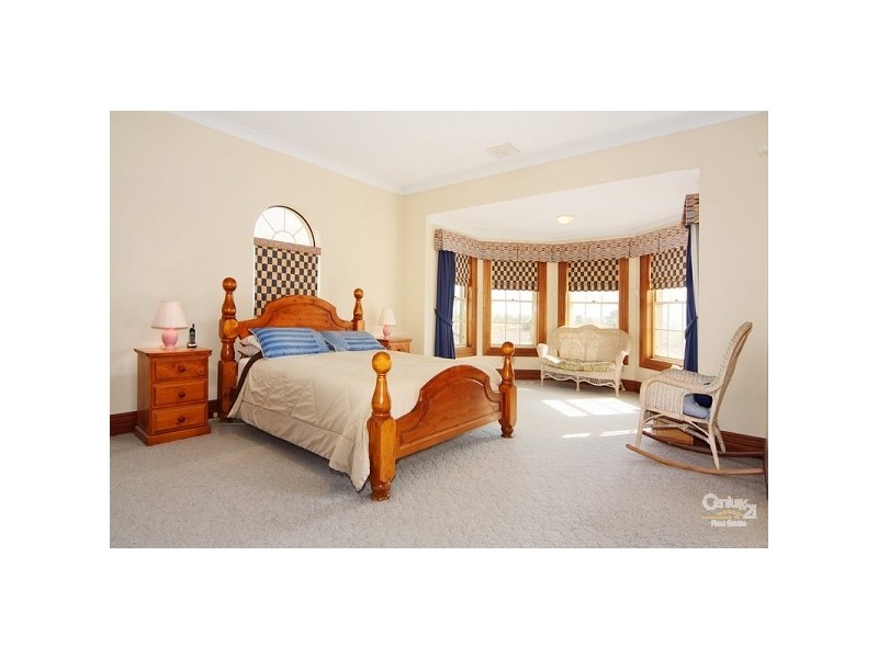 15 Moondah Close, Tamworth NSW 2340