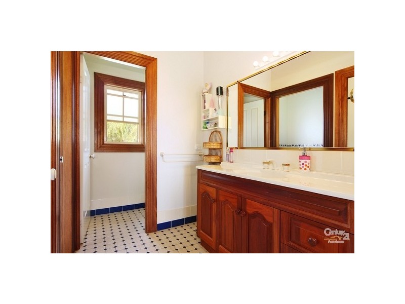 15 Moondah Close, Tamworth NSW 2340