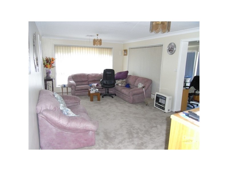 90 Woodside Chase, Kootingal NSW 2352