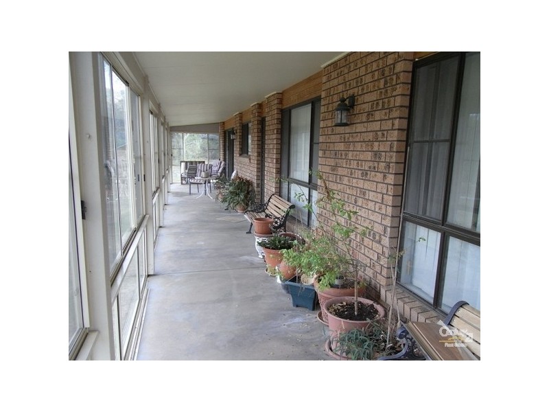 90 Woodside Chase, Kootingal NSW 2352