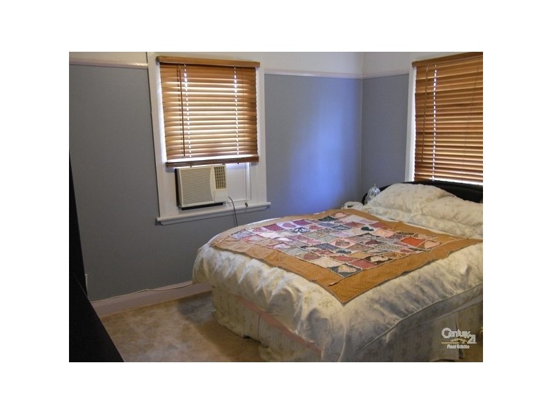 9 Sale Street, Tamworth NSW 2340