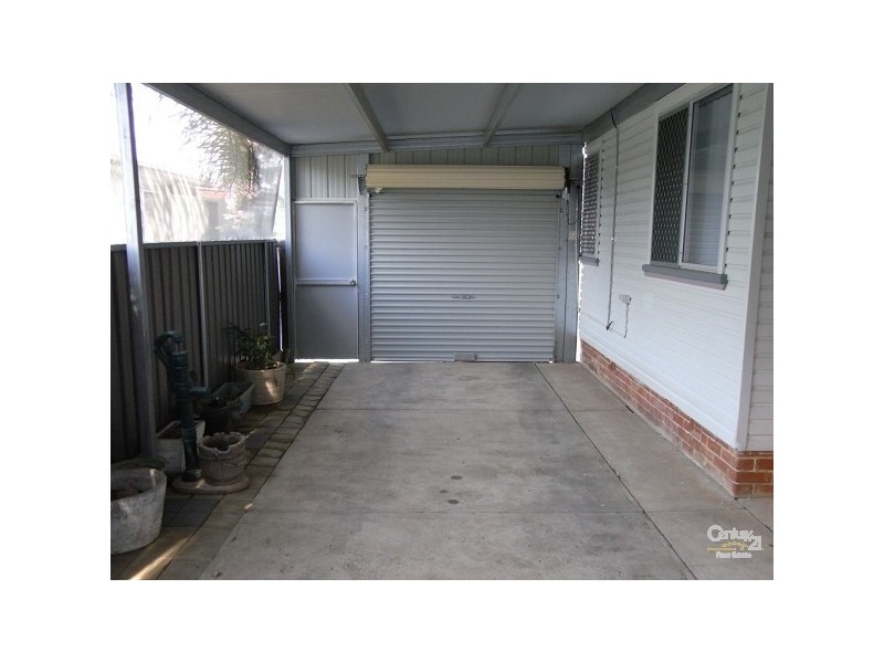 9 Sale Street, Tamworth NSW 2340