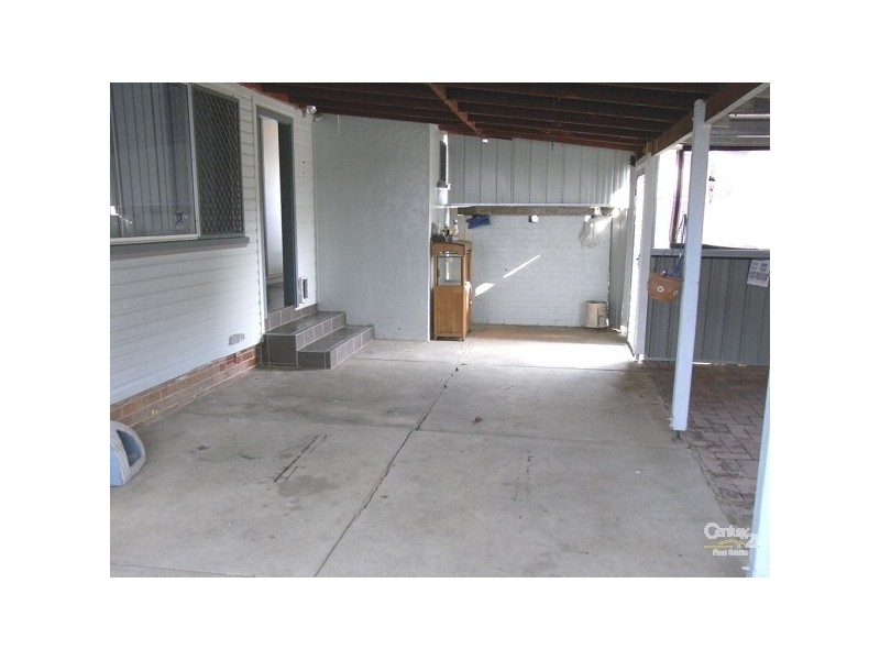 9 Sale Street, Tamworth NSW 2340