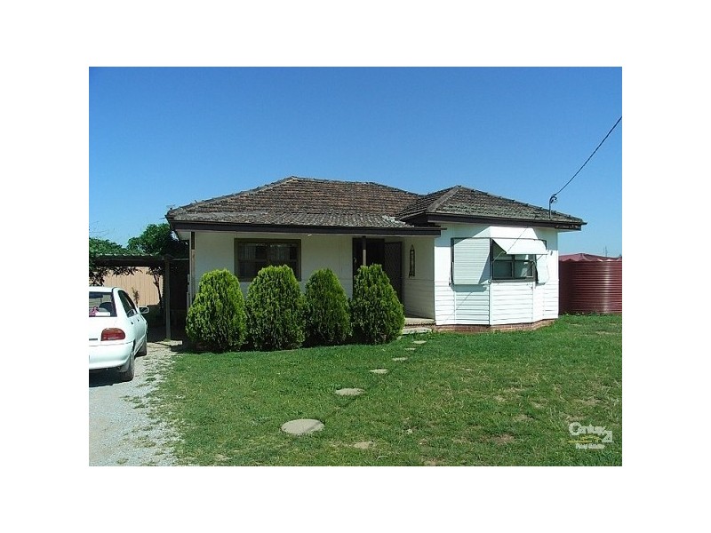 1A Warwick Road, South Tamworth NSW 2340