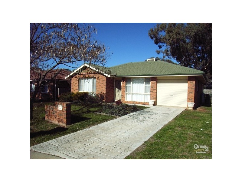 11 Caley Close, West Tamworth NSW 2340