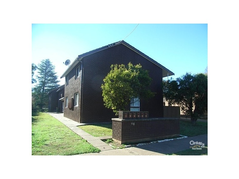 2/98 Carthage Street, East Tamworth NSW 2340