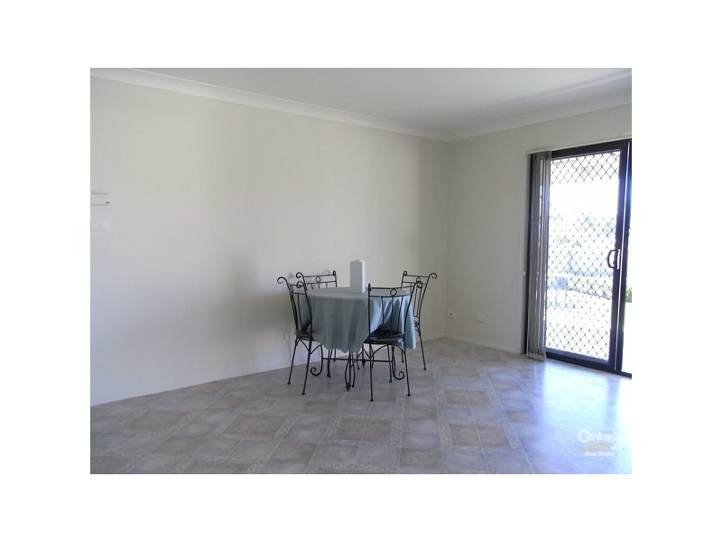 8 Wills Place, Tamworth NSW 2340