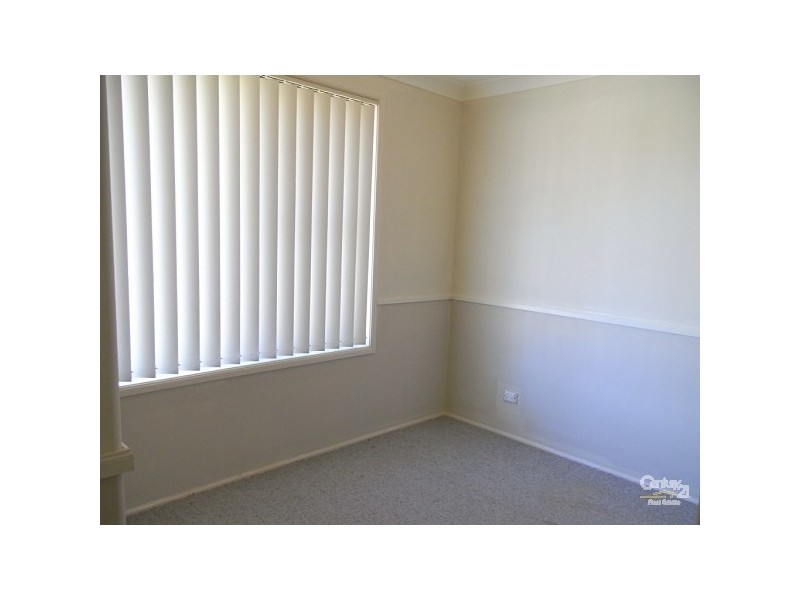 8 Wills Place, Tamworth NSW 2340