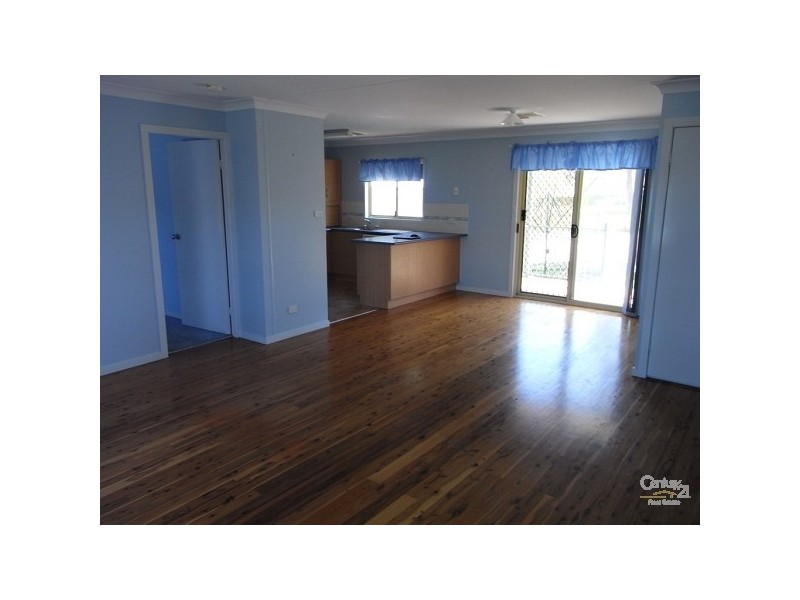 22 Robey Street, Kootingal NSW 2352