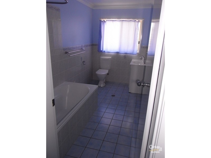 22 Robey Street, Kootingal NSW 2352