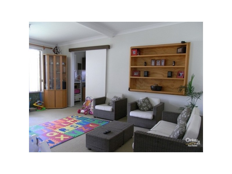 76 Oak Street, Tamworth NSW 2340