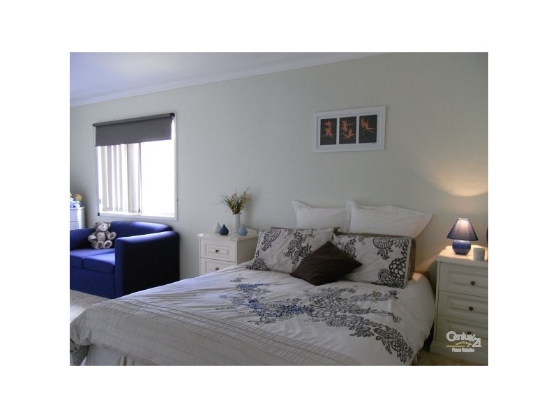 76 Oak Street, Tamworth NSW 2340