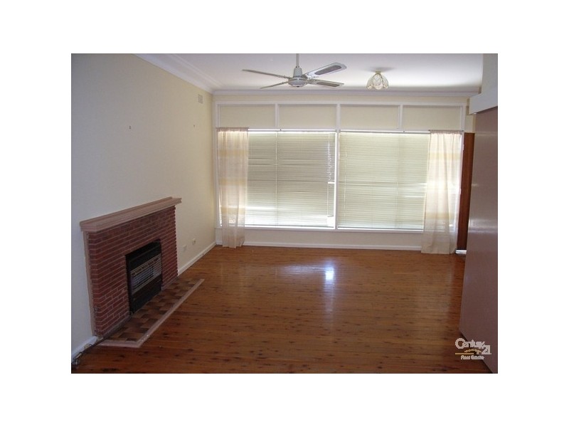 2 Churchill Street, Tamworth NSW 2340