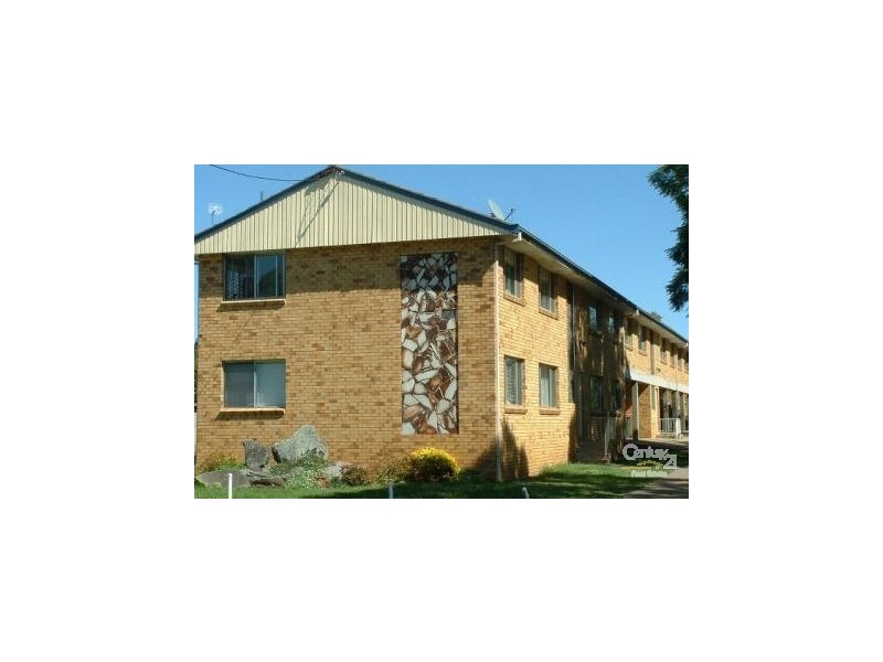 2/2 Edward Street, Tamworth NSW 2340