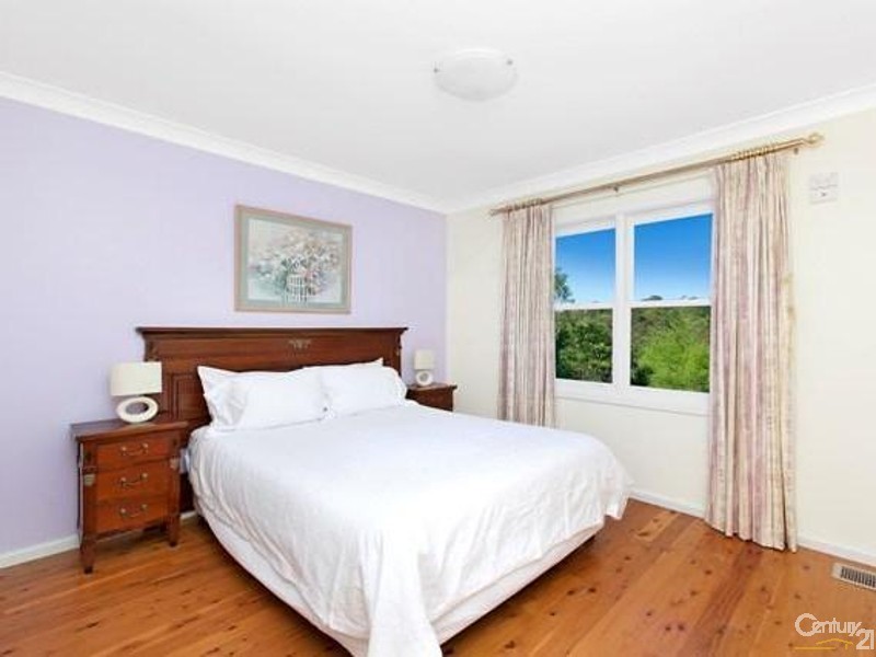 15 Ellalong Road, Turramurra NSW 2074