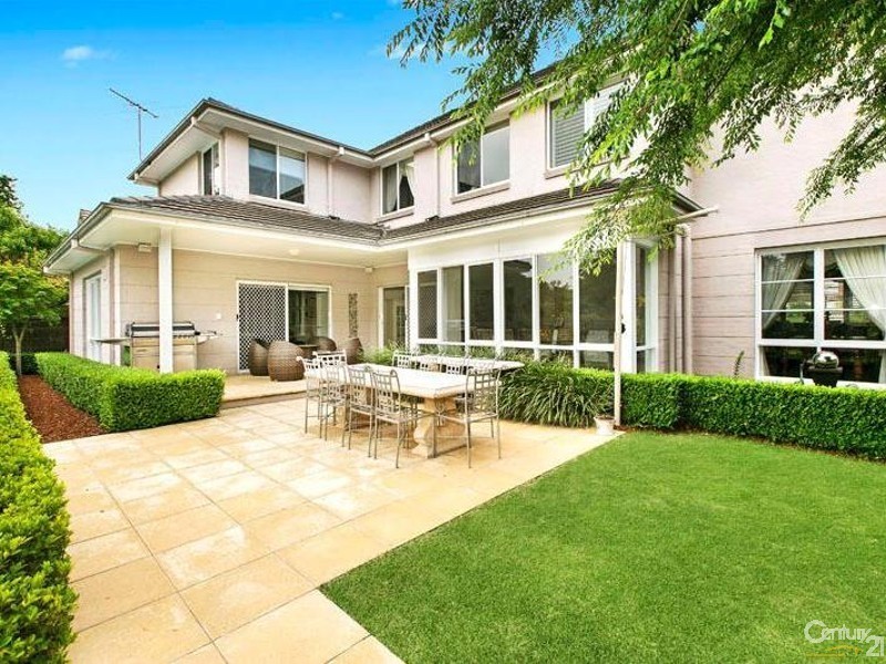 22 Tennyson Avenue, Turramurra NSW 2074