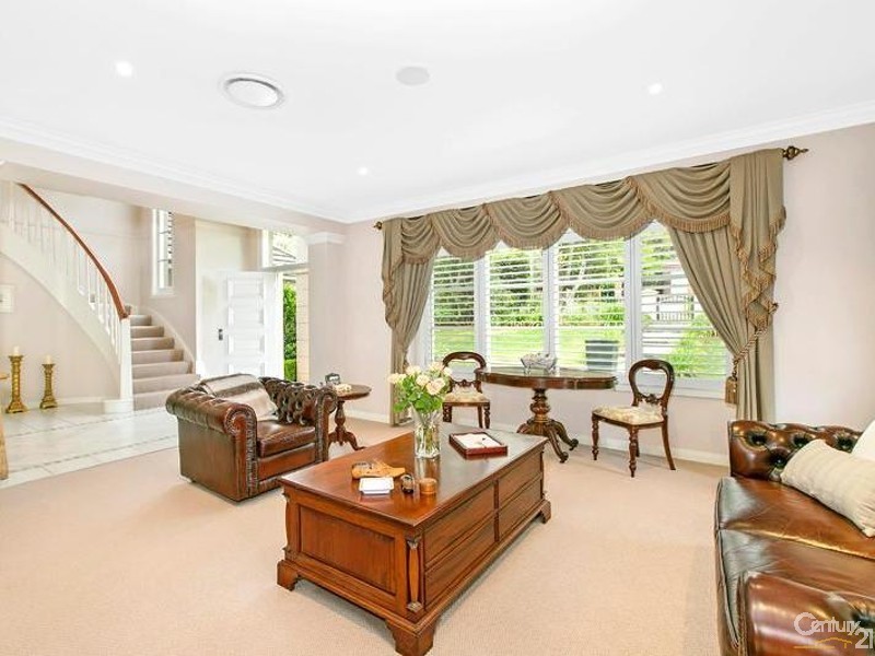 22 Tennyson Avenue, Turramurra NSW 2074