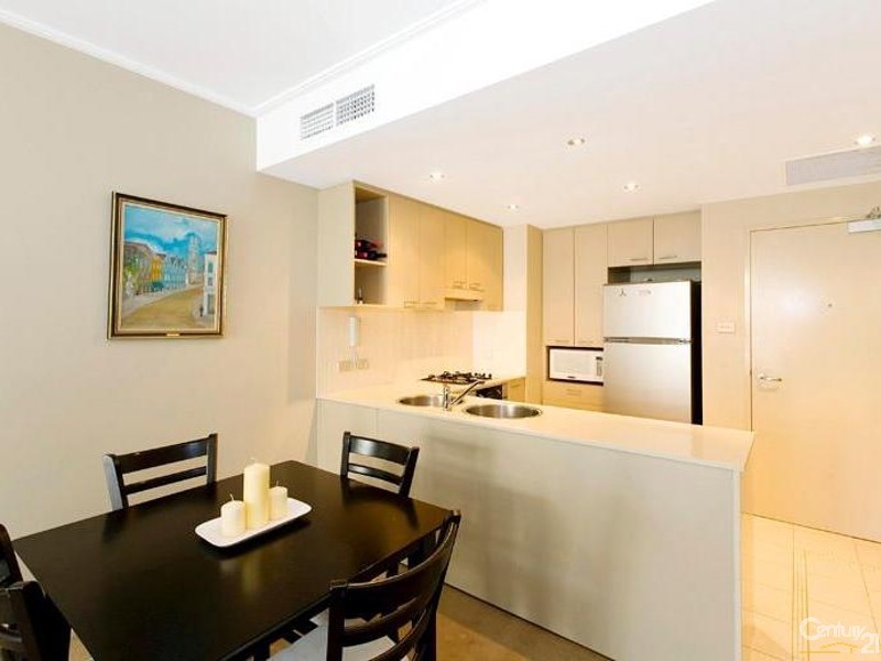 610/2-10 Orara Street, Waitara NSW 2077