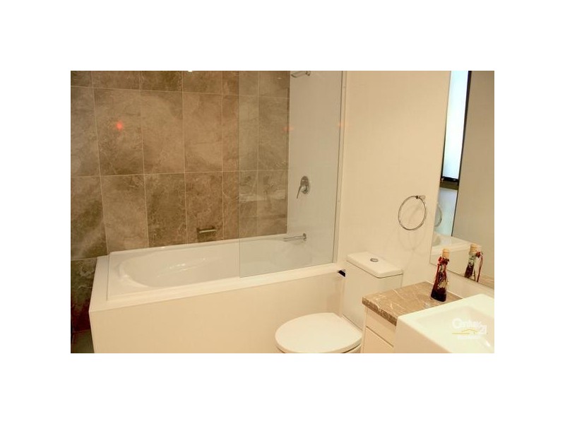 D101/2A Eulbertie Avenue, Warrawee NSW 2074