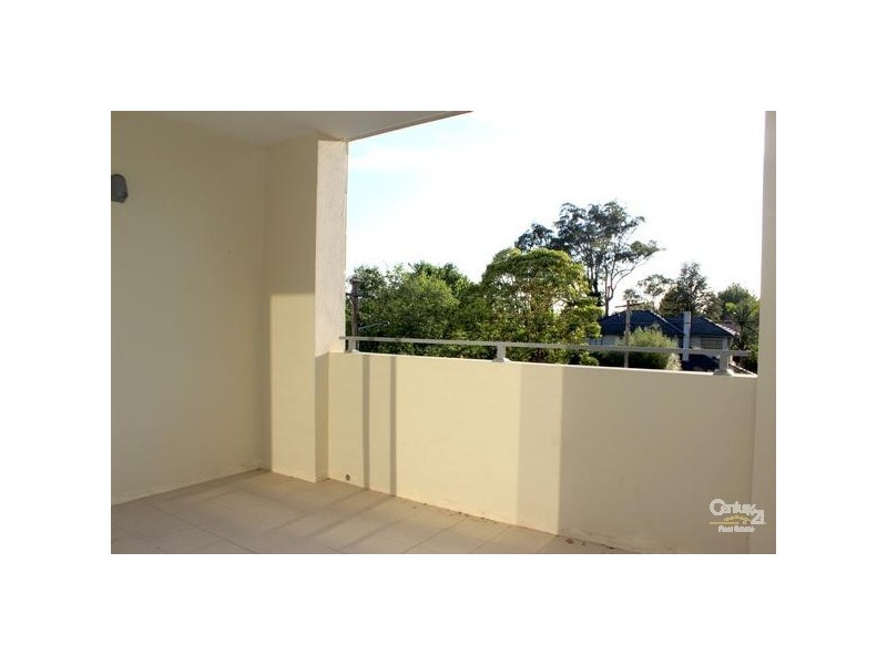 D201/2A Eulbertie Avenue, Warrawee NSW 2074