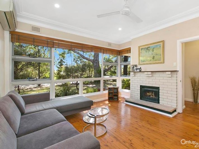 15 Geoffrey Street, Turramurra NSW 2074