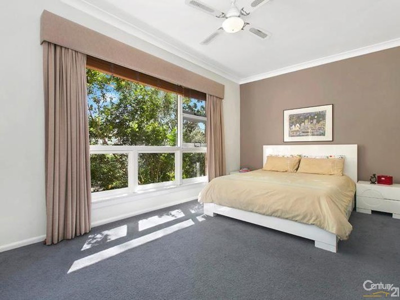 15 Geoffrey Street, Turramurra NSW 2074