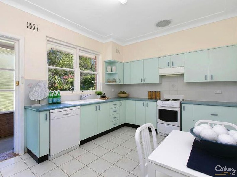 17 Finlay Road, Warrawee NSW 2074