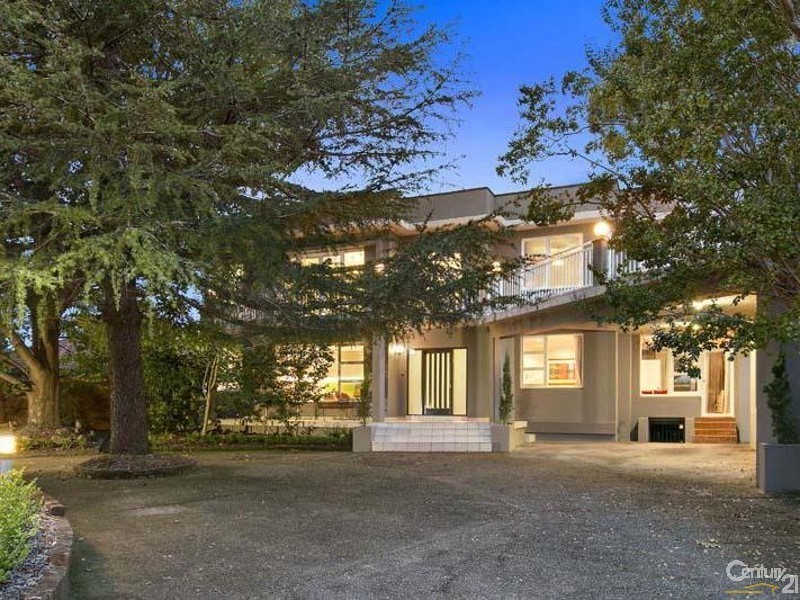 211 Bobbin Head Road, Turramurra NSW 2074