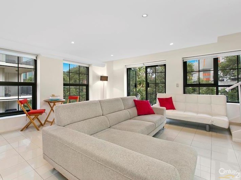 12/11  Herbert Street, St Leonards NSW 2065