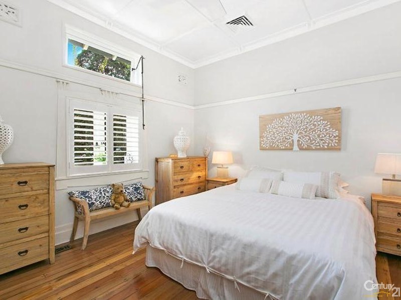 22 Challis Avenue, Turramurra NSW 2074