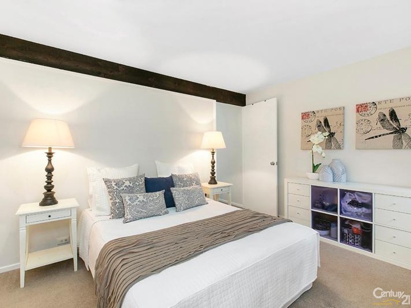 5 Hinkler Avenue, Turramurra NSW 2074