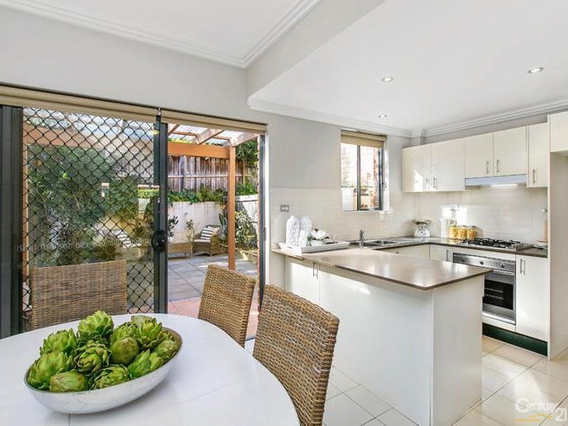 2/24-36 Pacific Highway, Wahroonga NSW 2076