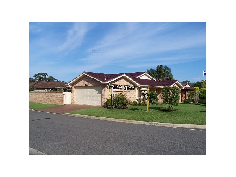 8 Macquarie Place, Umina Beach NSW 2257