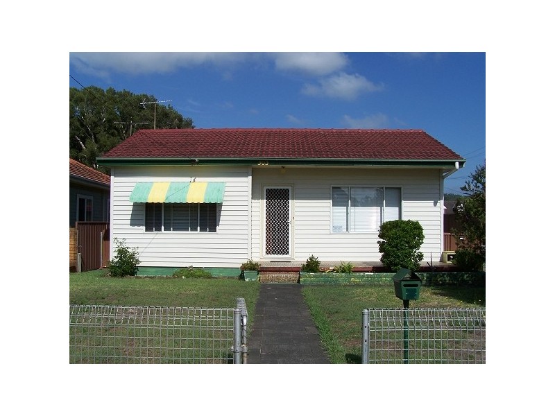 303 Ocean Beach Road, Umina Beach NSW 2257