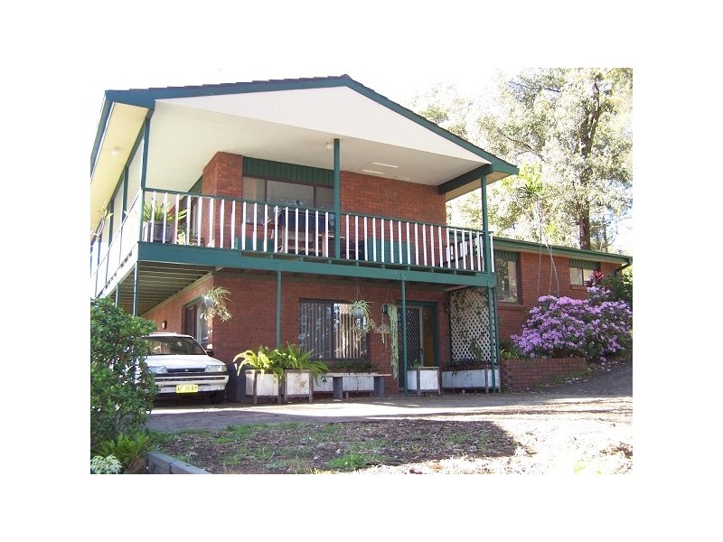 11 Hillcrest Road, Empire Bay NSW 2257