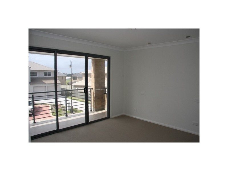 49 John Fisher Road, Belmont North NSW 2280