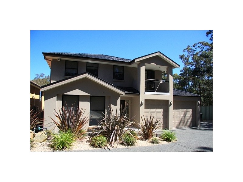 9 Captains Cove, Valentine NSW 2280