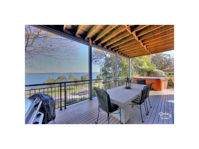 9 Beryl Street, Warners Bay NSW 2282