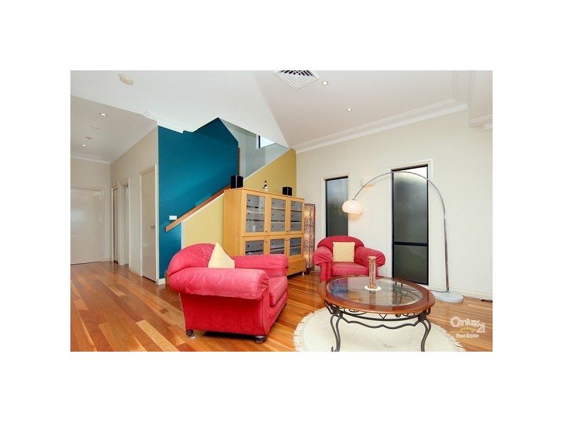 9 Beryl Street, Warners Bay NSW 2282