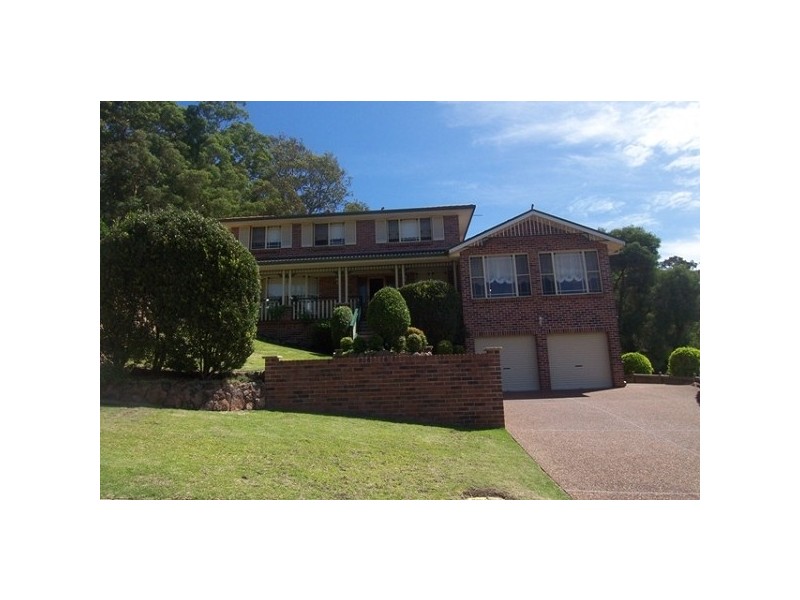 6 Grosvenor Place, Valentine NSW 2280