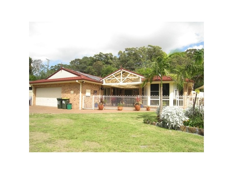 3B Excalibur Parade, Valentine NSW 2280