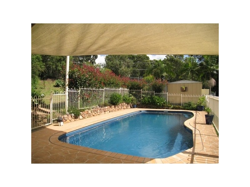 3B Excalibur Parade, Valentine NSW 2280