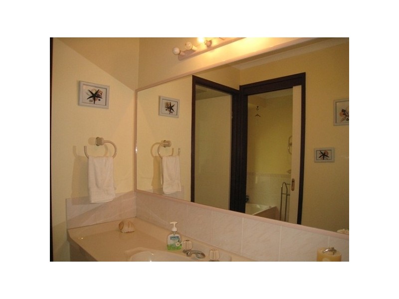 3B Excalibur Parade, Valentine NSW 2280