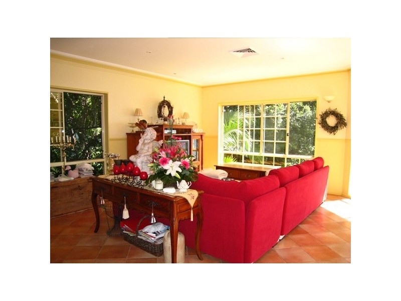 4 Government Road, Nords Wharf NSW 2281