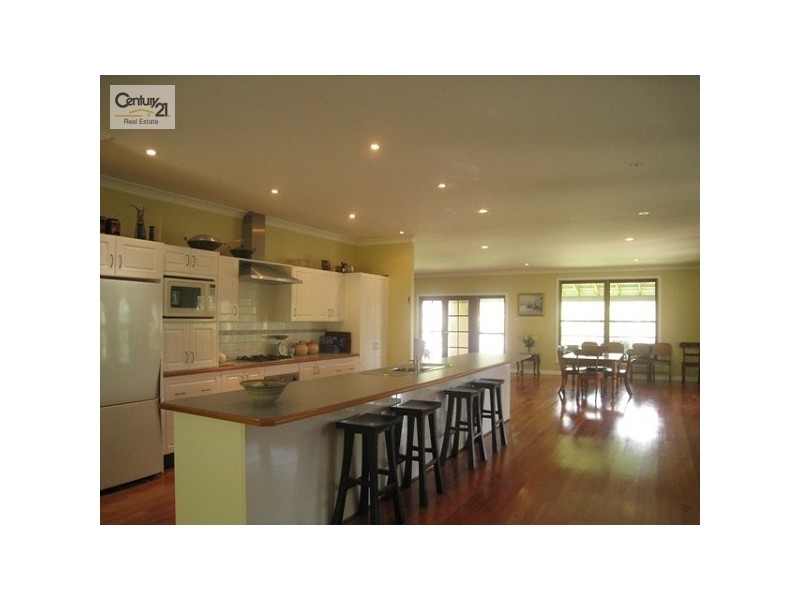 9 Cardale Road, Macquarie Hills NSW 2285