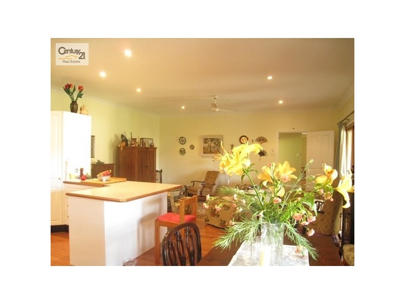 9 Cardale Road, Macquarie Hills NSW 2285