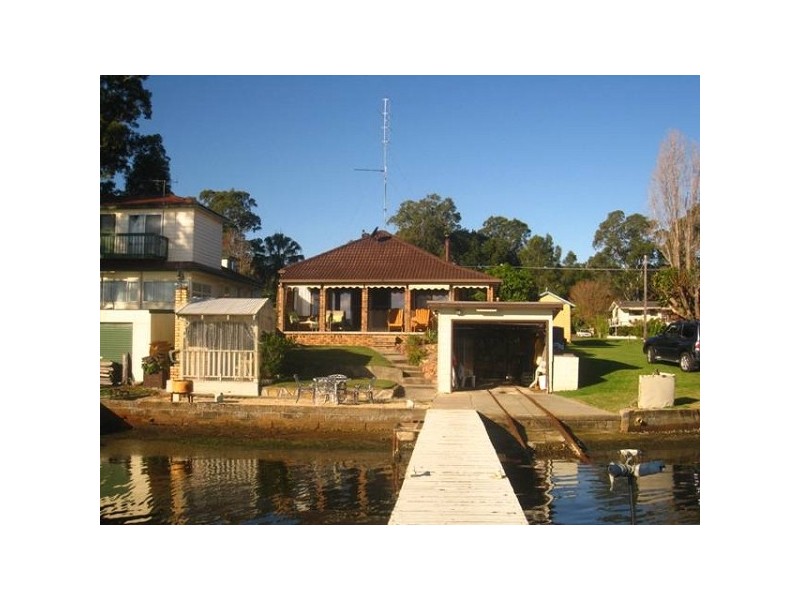 38 Marine Parade, Nords Wharf NSW 2281